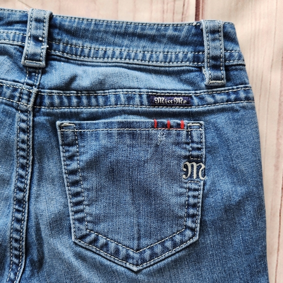 Miss Me "Mid-rise Skinny" Embroidered Floral Patch Blue Jean | Women's Size 27 - Picture 8 of 11